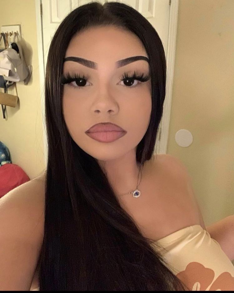 Latina Makeup