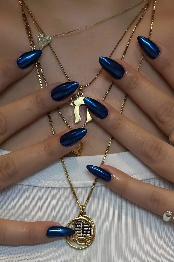 Cat Eye Nails
